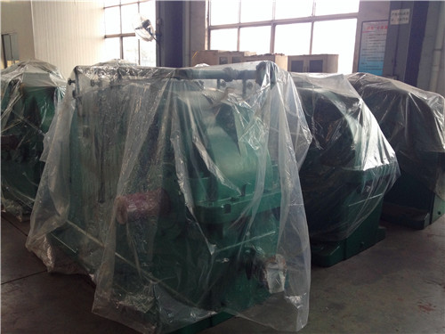 如何判斷擺線針輪減速機潤滑油的油位是否正常？